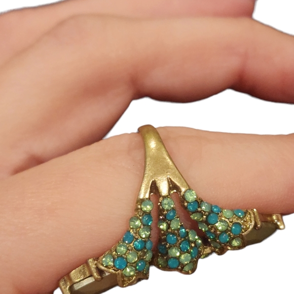Beautiful‎ statement ring - Picture 3 of 4